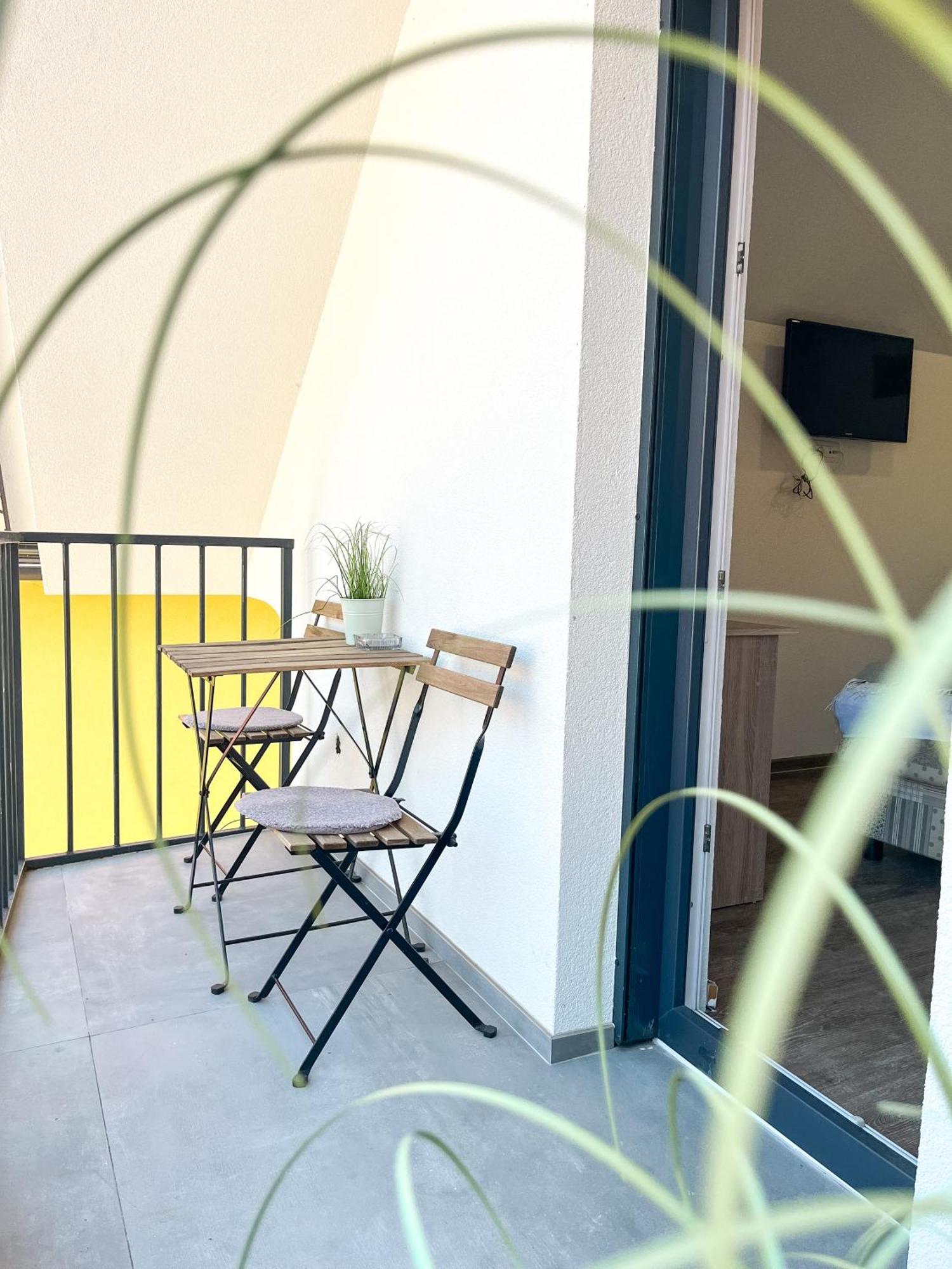 Anita'S Studio Apartments Ljubljana Exterior photo